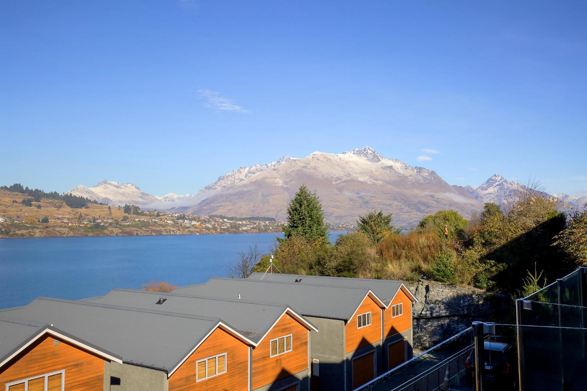 Alpine Vista - Queenstown Holiday Home Exterior foto